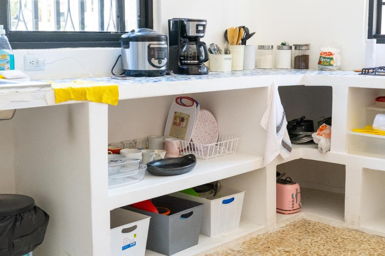 Baku Laureles Hostel Medellín Eksteriør bilde