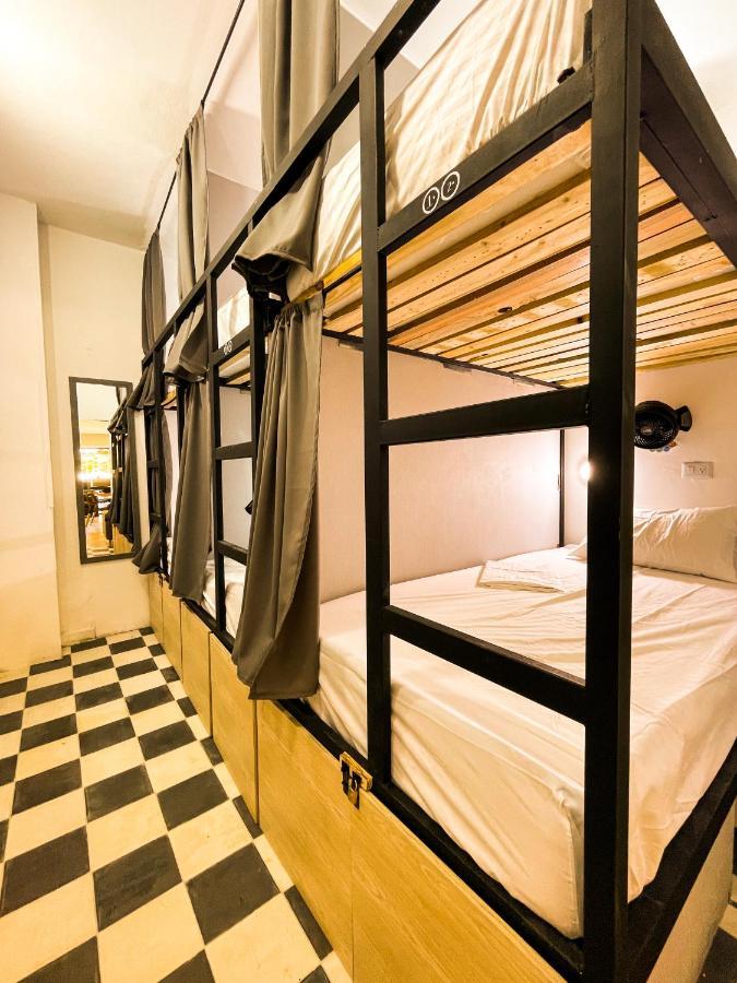 Baku Laureles Hostel Medellín Eksteriør bilde