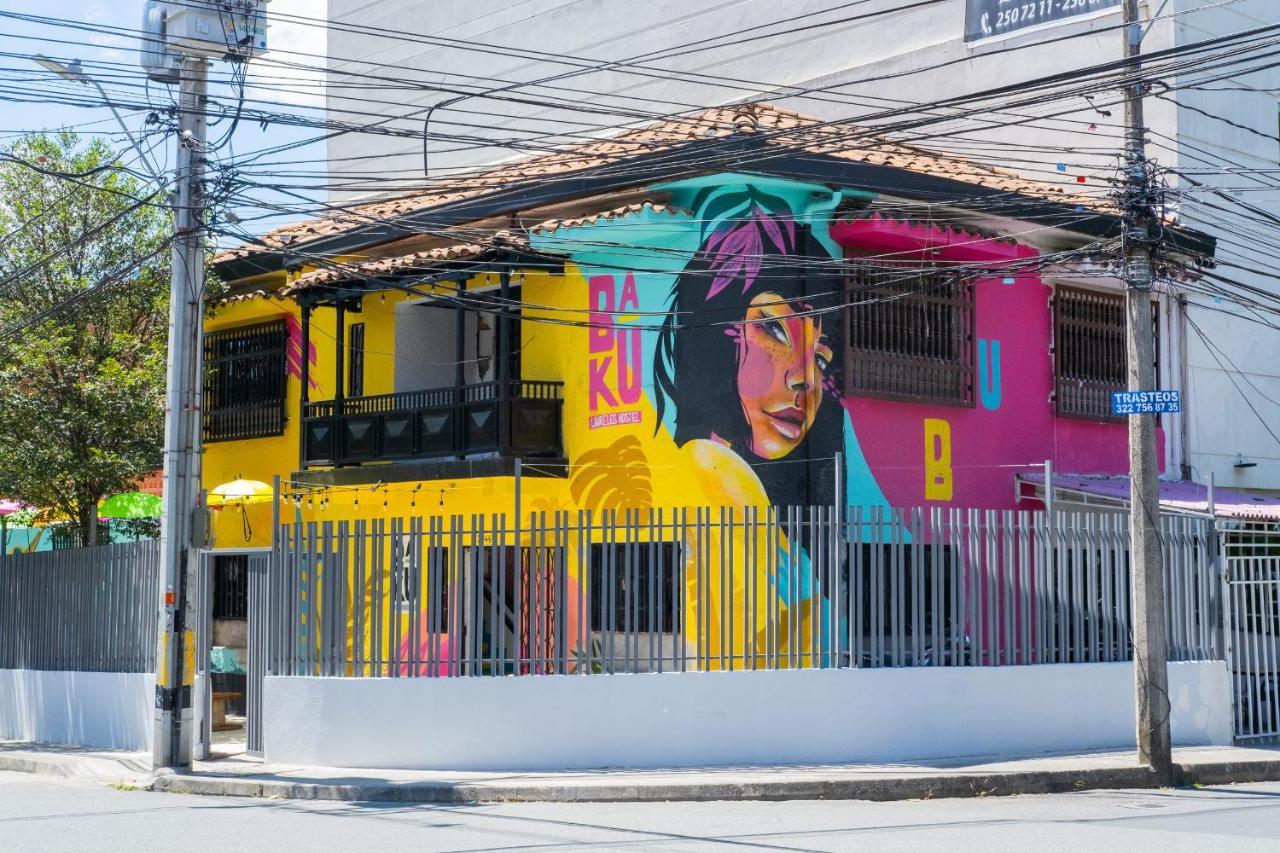Baku Laureles Hostel Medellín Eksteriør bilde